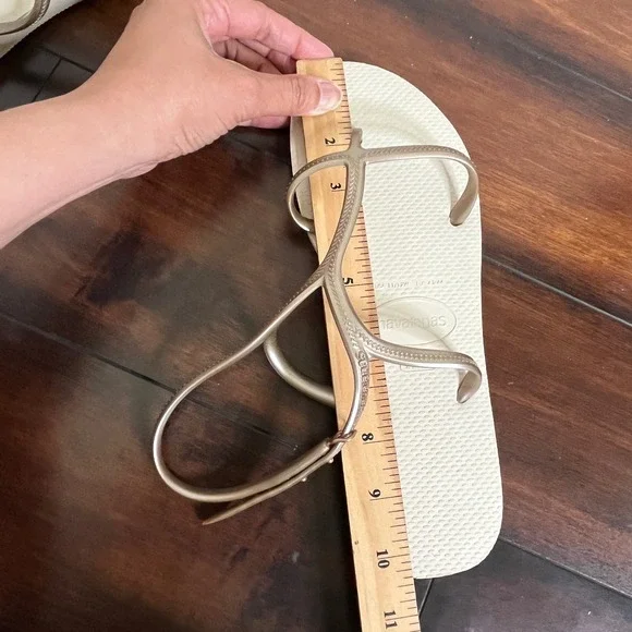 NWT Havaianas Allure Sandals Flip Flops Women 11/12 Gold Strappy Ankle Strap - Picture 9 of 9